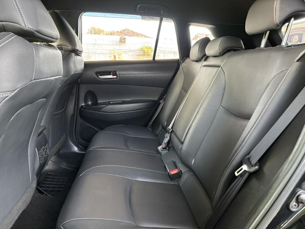 TOYOTA Corolla Cross - Foto