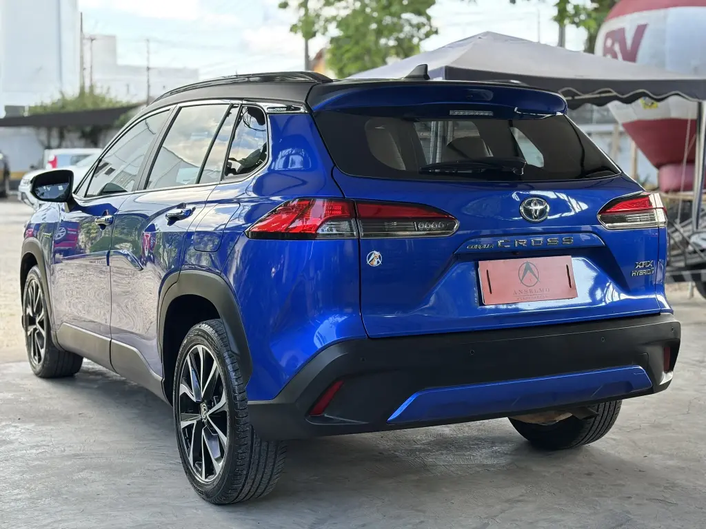 TOYOTA Corolla Cross - Foto