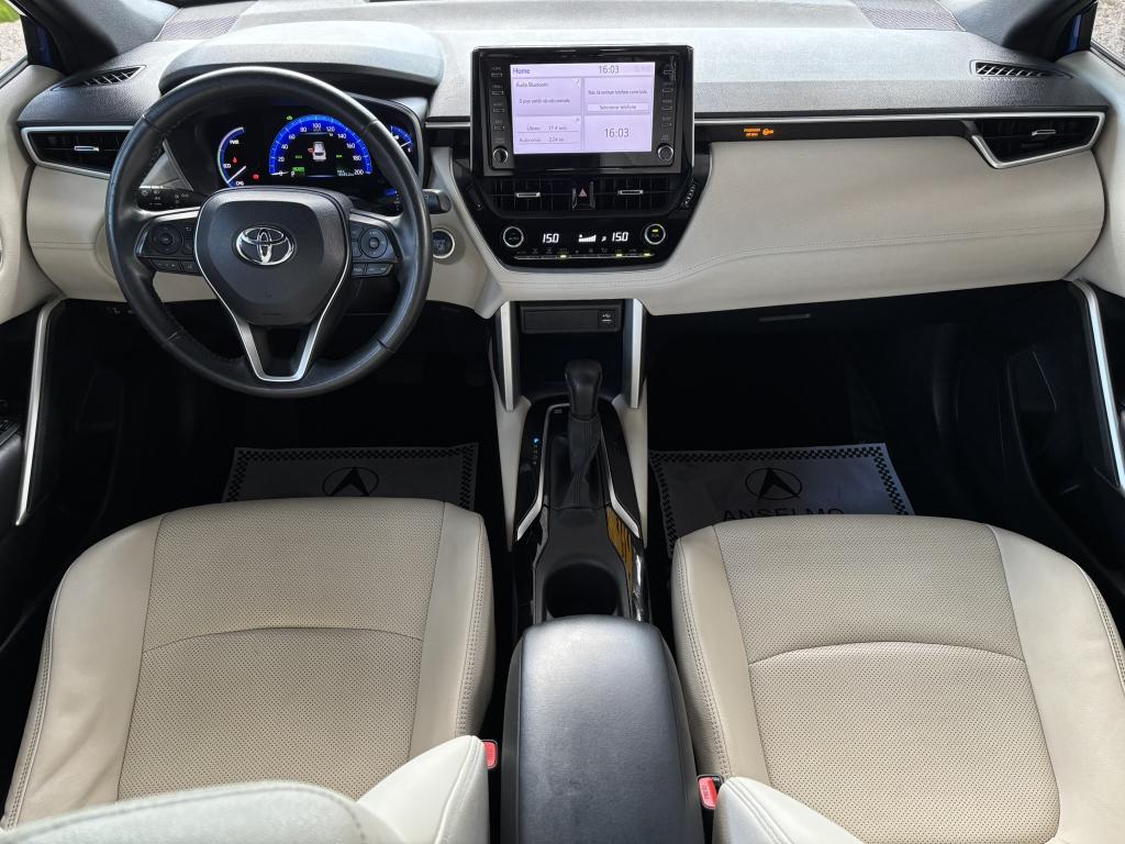 TOYOTA Corolla Cross - Foto