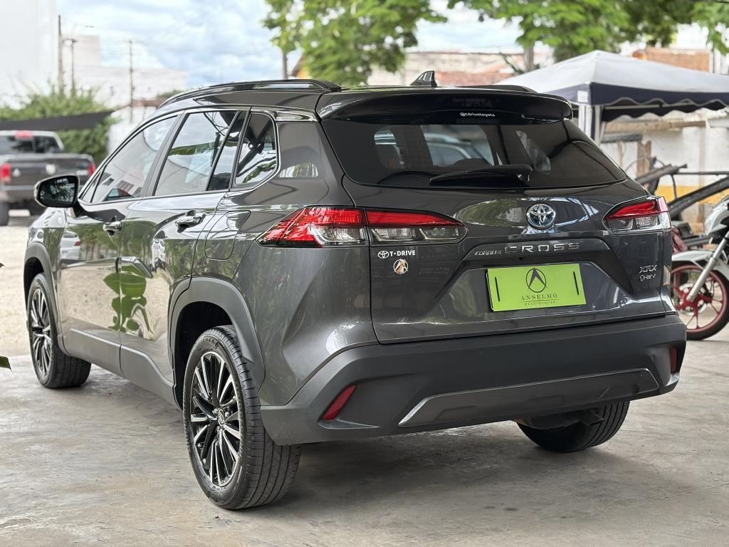 TOYOTA Corolla Cross - Foto