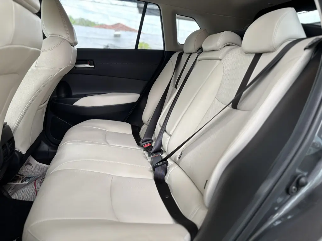 TOYOTA Corolla Cross - Foto