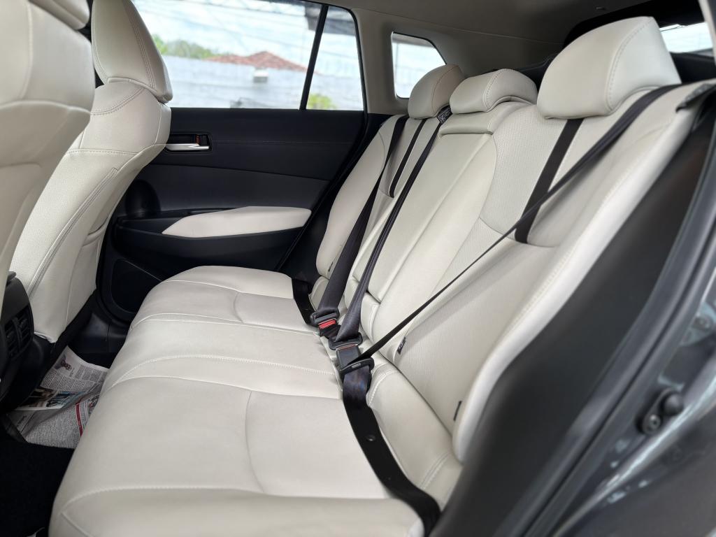 TOYOTA Corolla Cross - Foto