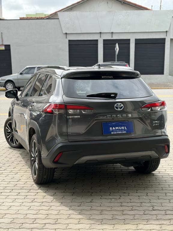TOYOTA Corolla Cross - Foto