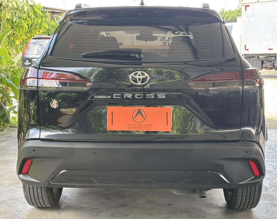 TOYOTA Corolla Cross - Foto