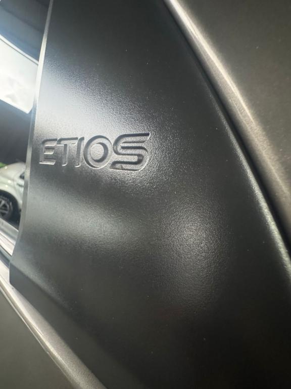 TOYOTA Etios Sedan - Foto