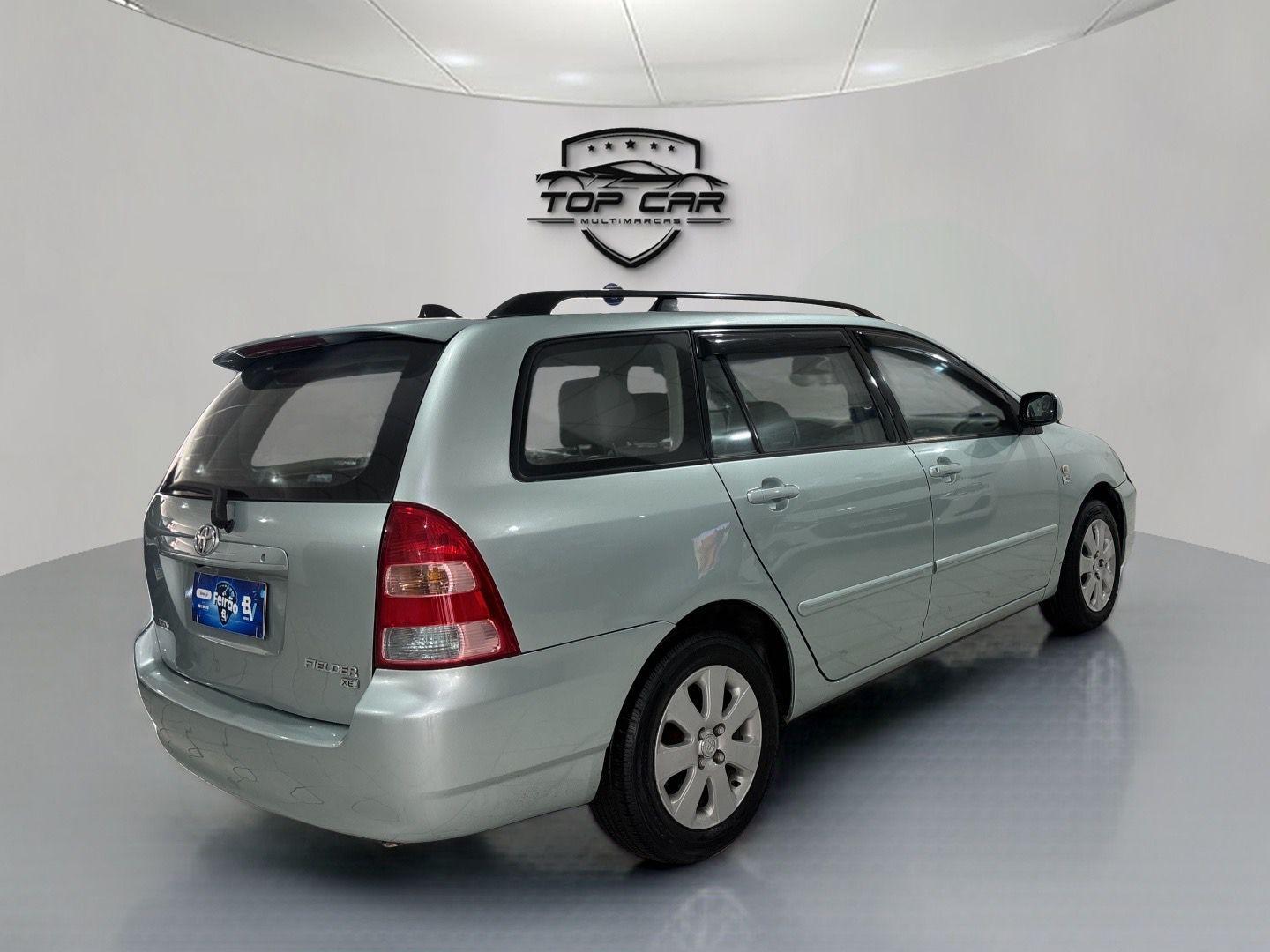 TOYOTA Fielder - Foto