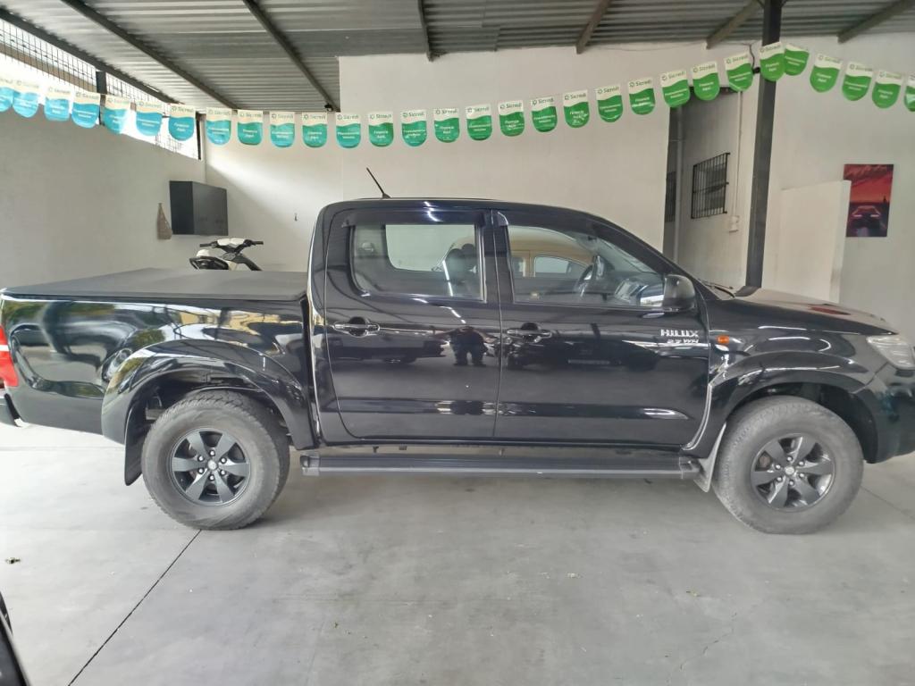 TOYOTA Hilux Caminhonete - Foto