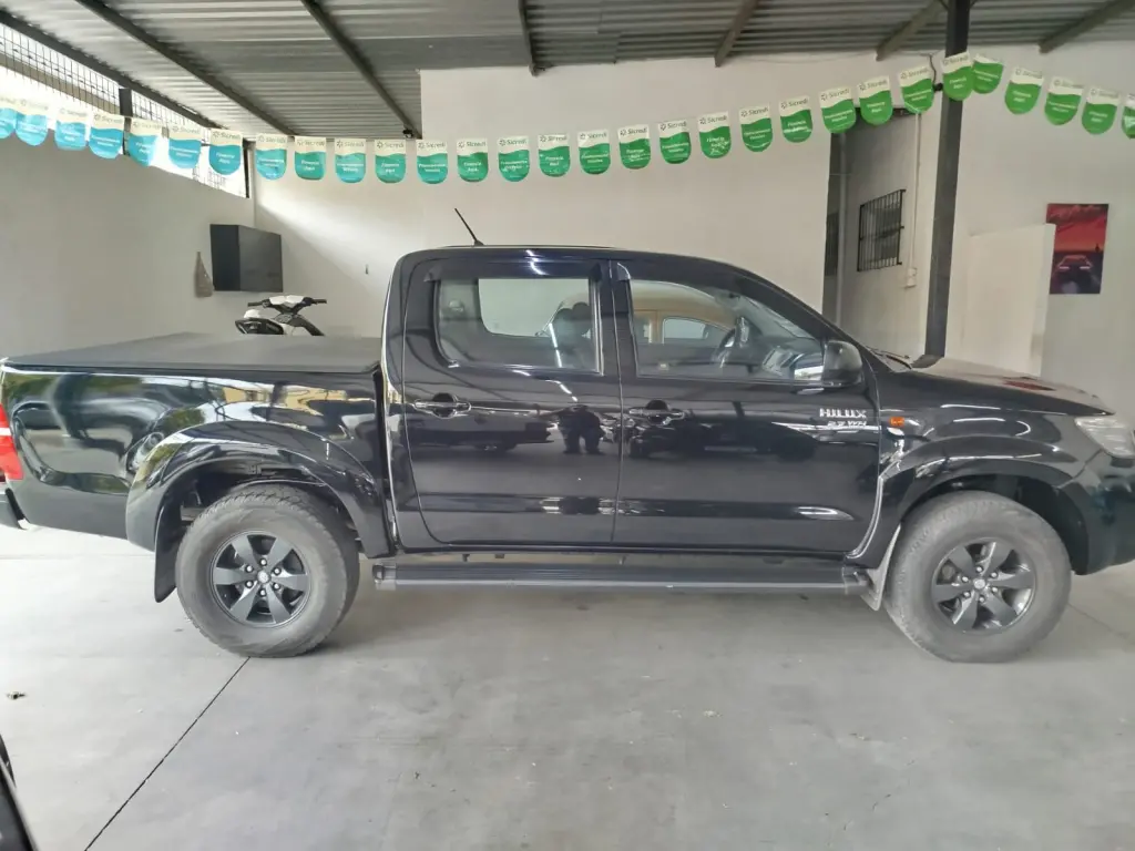 TOYOTA Hilux Caminhonete - Foto