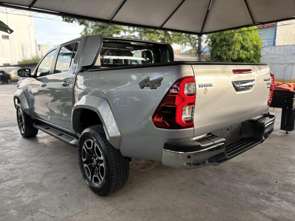 TOYOTA Hilux Caminhonete - Foto