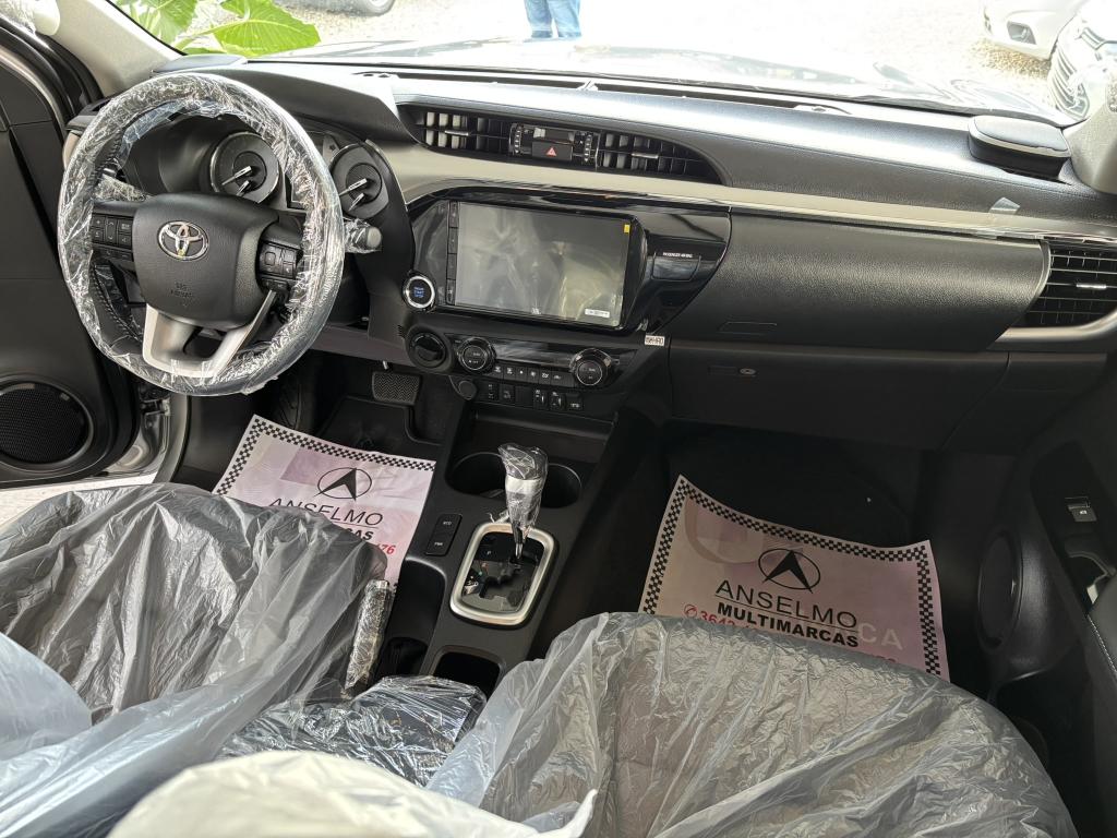 TOYOTA Hilux Caminhonete - Foto