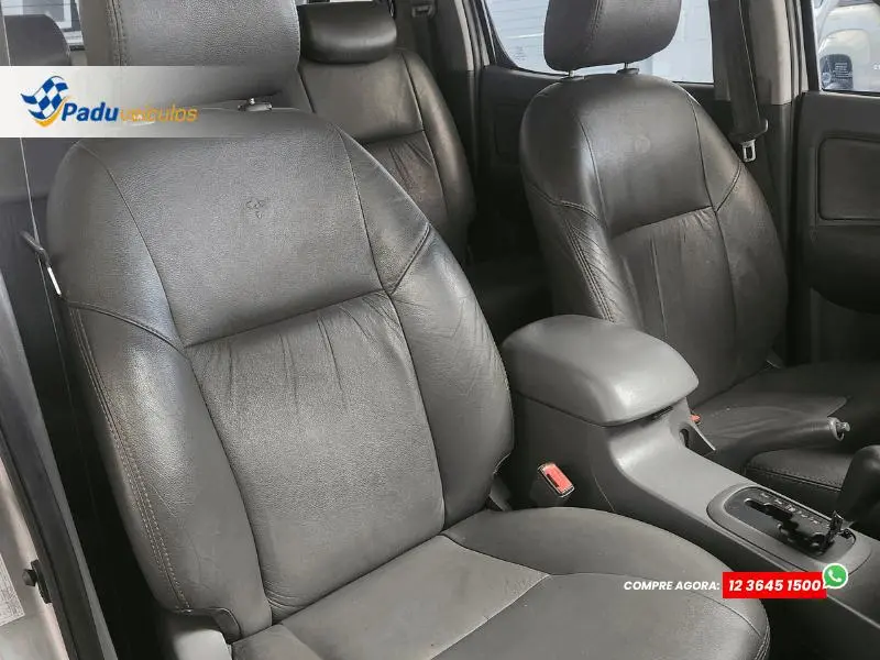 TOYOTA Hilux Caminhonete - Foto