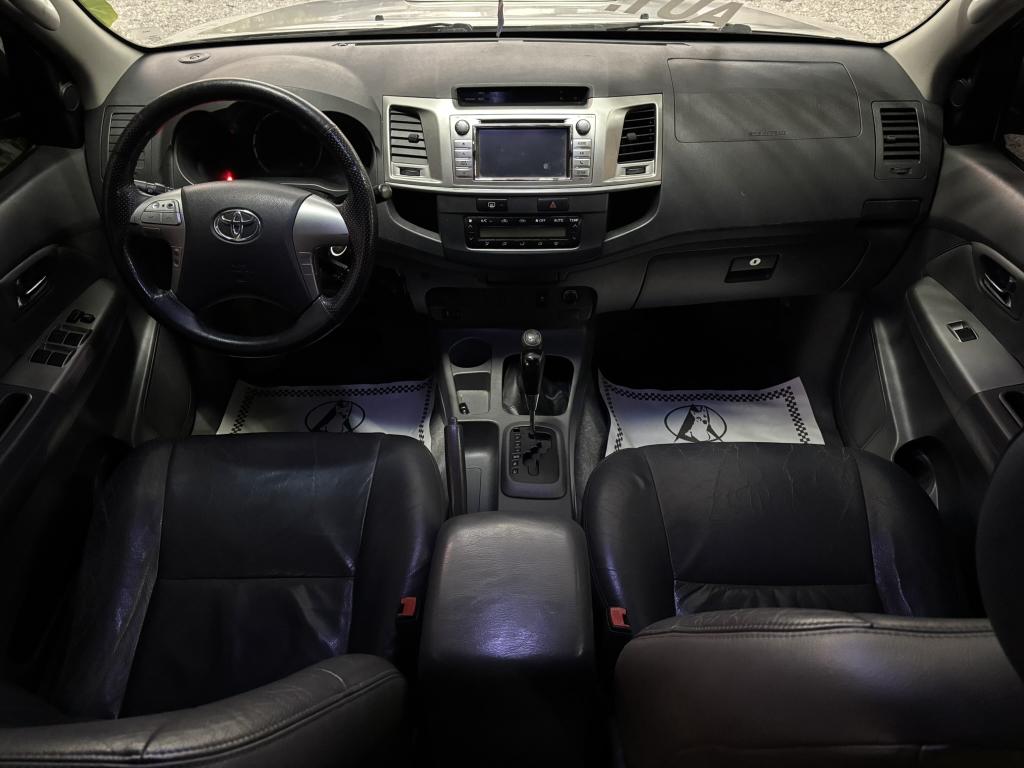 TOYOTA Hilux Caminhonete - Foto