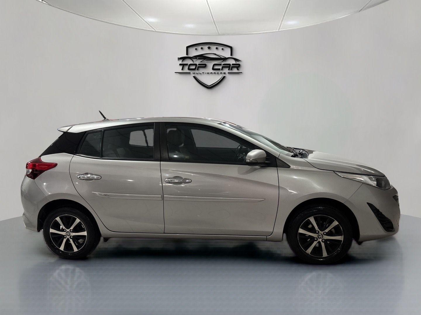 TOYOTA Yaris Hatch - Foto