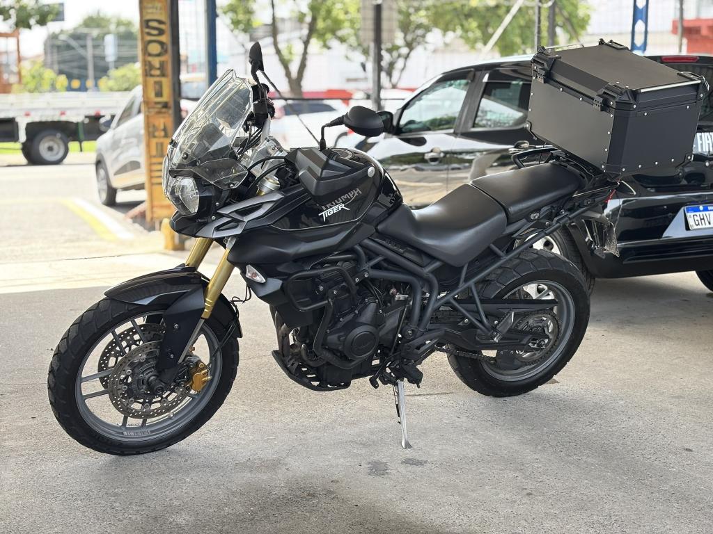 TRIUMPH Tiger 800 - Foto