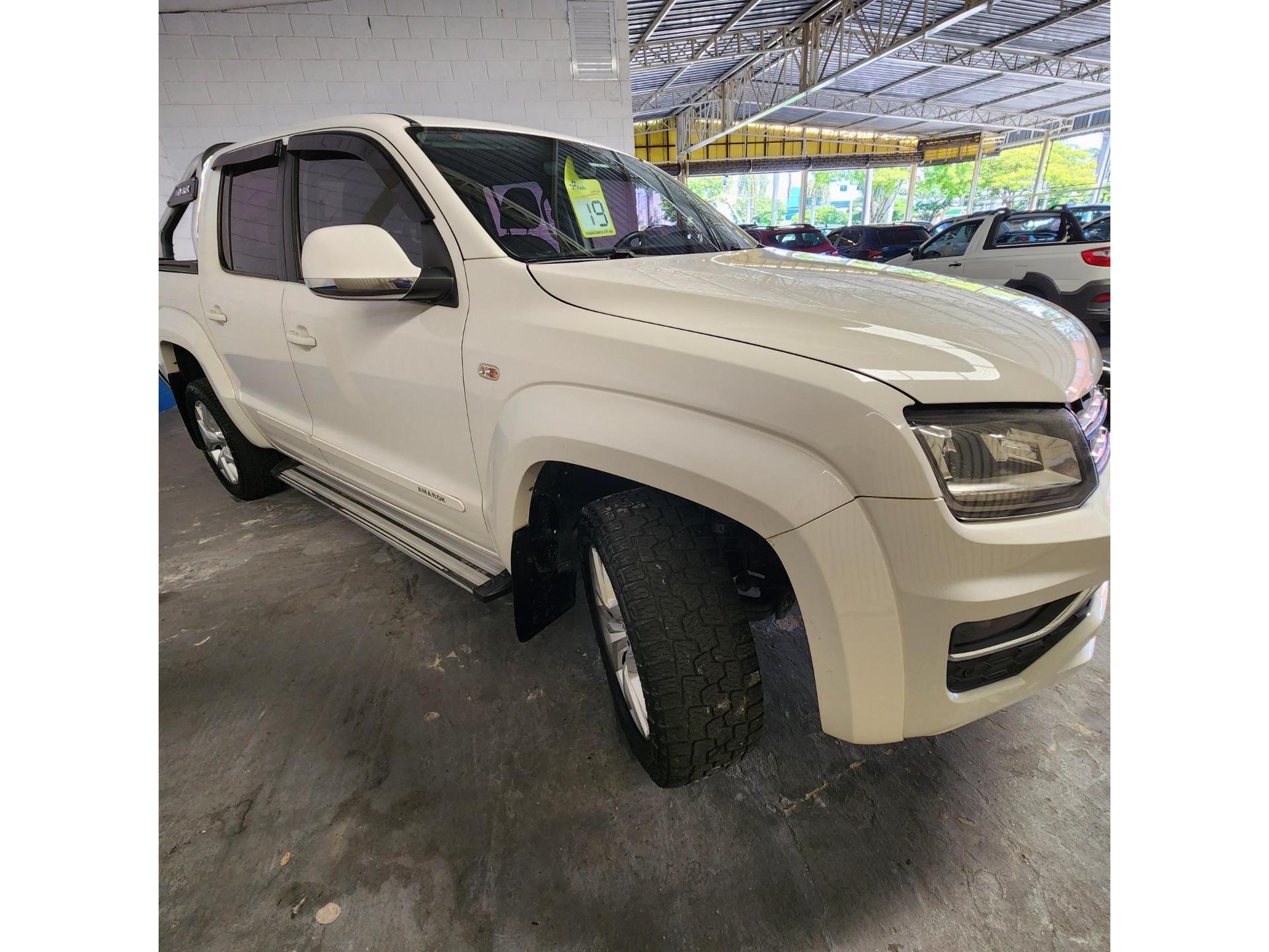 VOLKSWAGEN Amarok - Foto