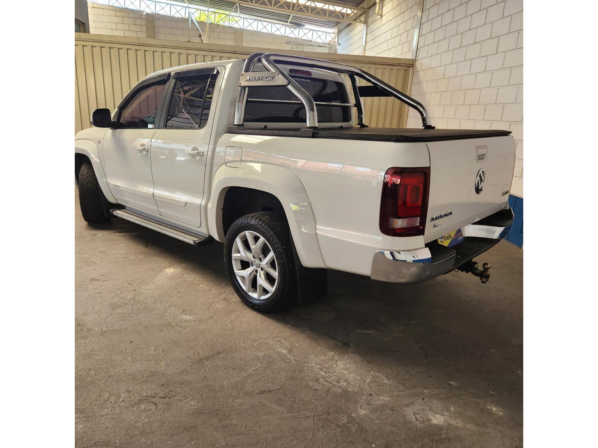 VOLKSWAGEN Amarok - Foto