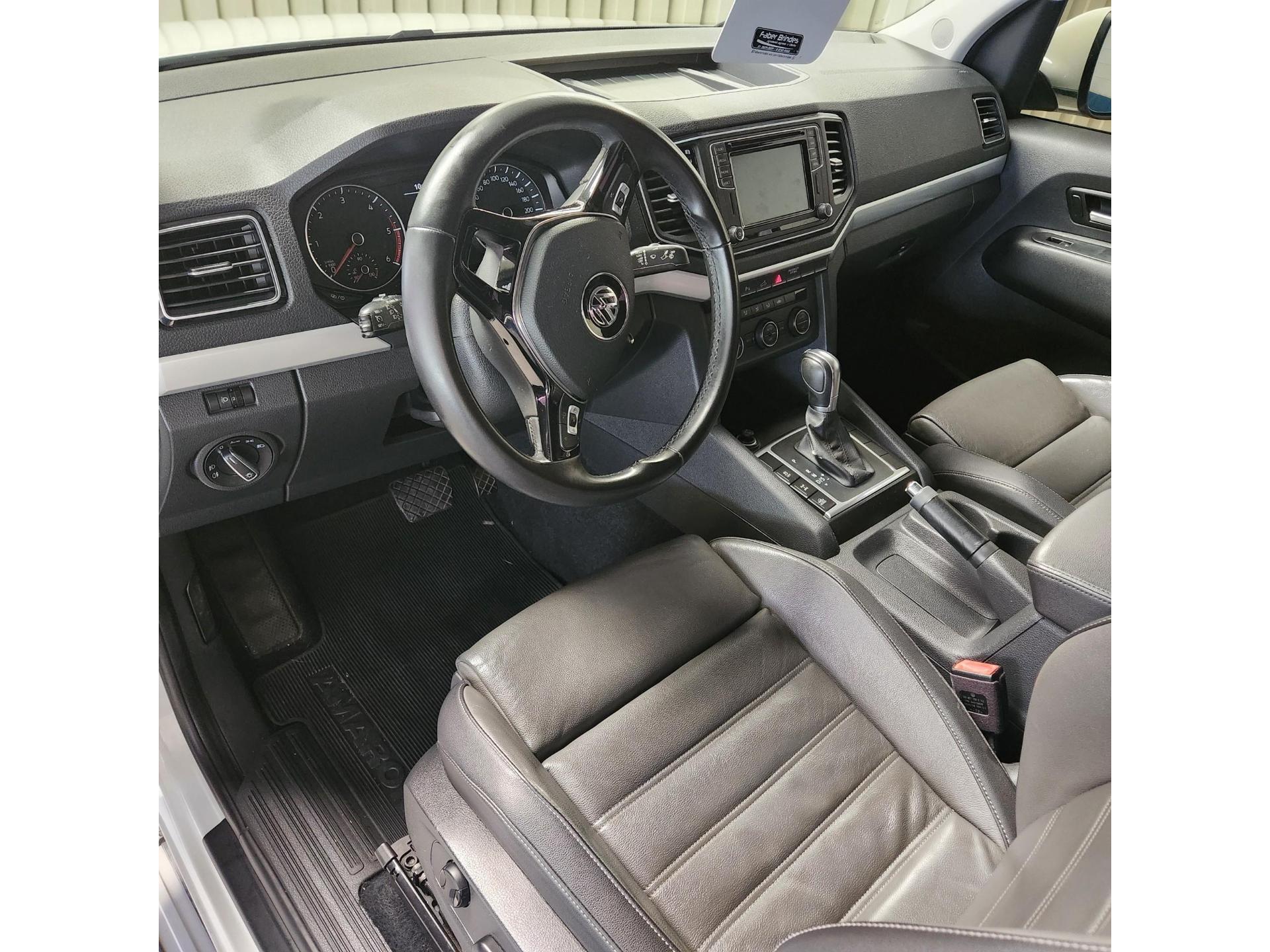VOLKSWAGEN Amarok - Foto