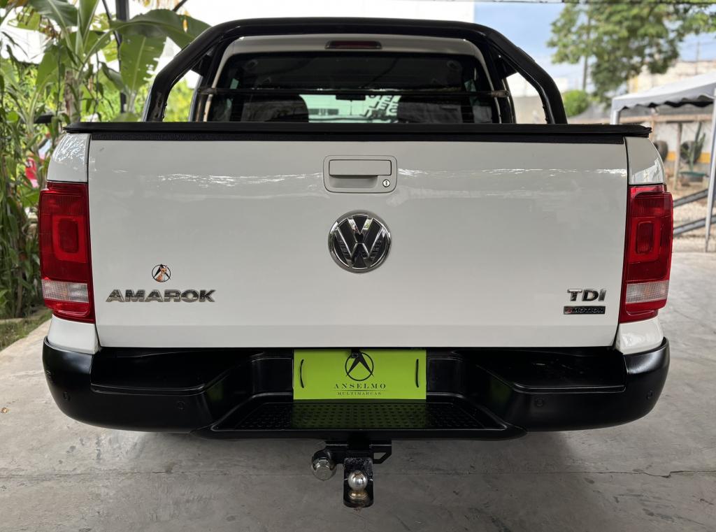 VOLKSWAGEN Amarok - Foto