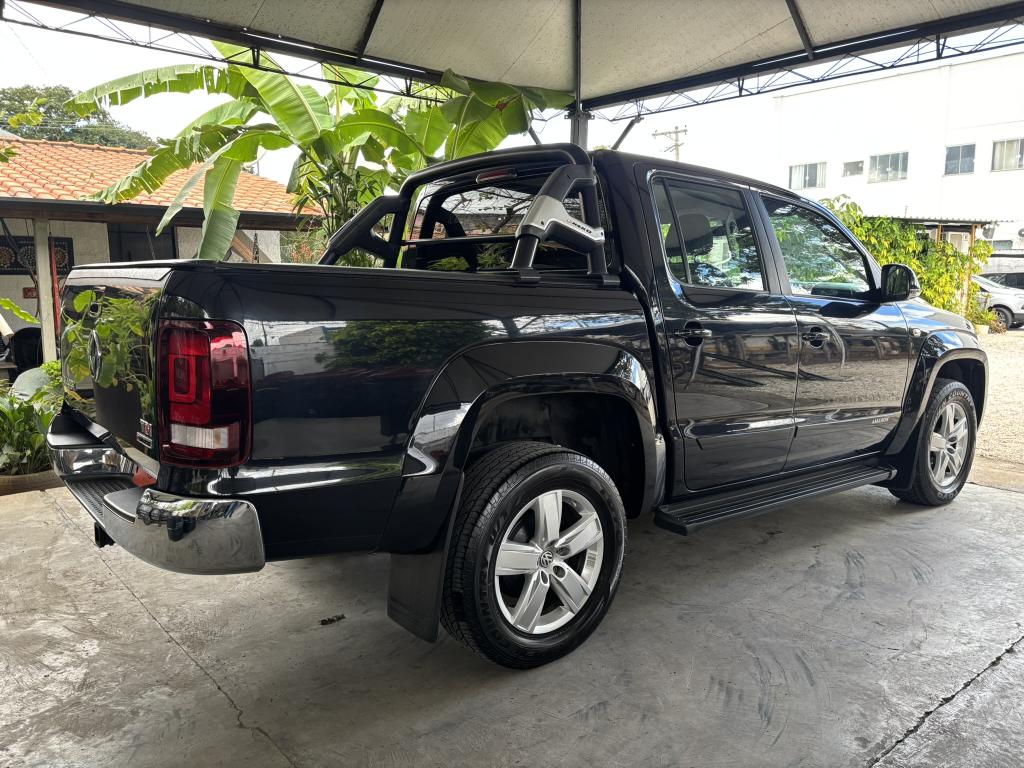 VOLKSWAGEN Amarok - Foto