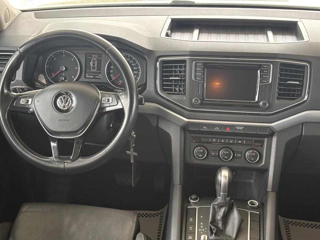 VOLKSWAGEN Amarok - Foto