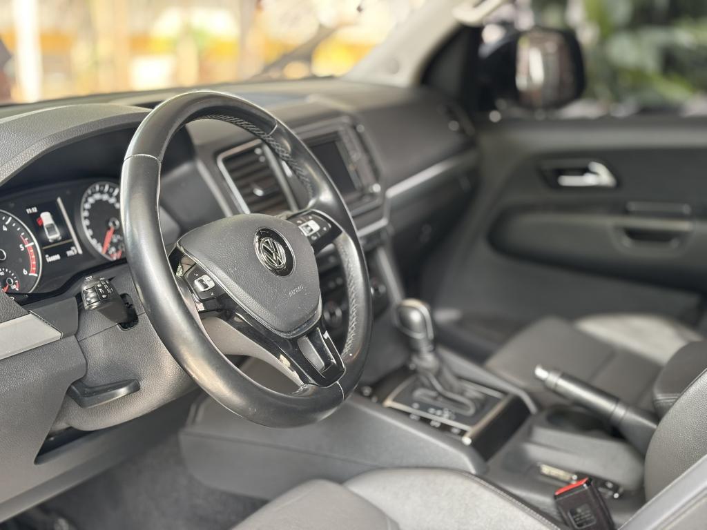 VOLKSWAGEN Amarok - Foto
