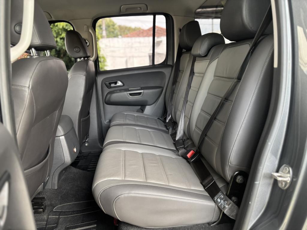 VOLKSWAGEN Amarok - Foto