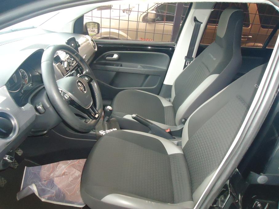 VOLKSWAGEN Cross UP - Foto