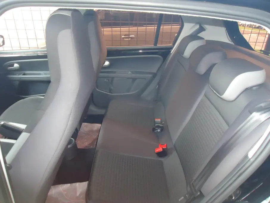 VOLKSWAGEN Cross UP - Foto