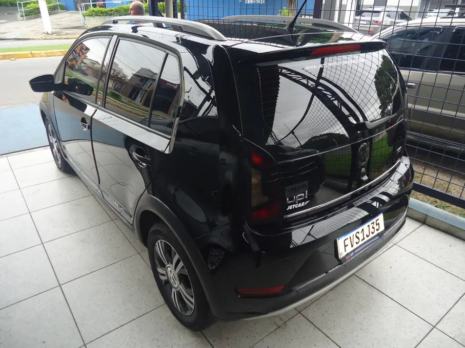VOLKSWAGEN Cross UP - Foto
