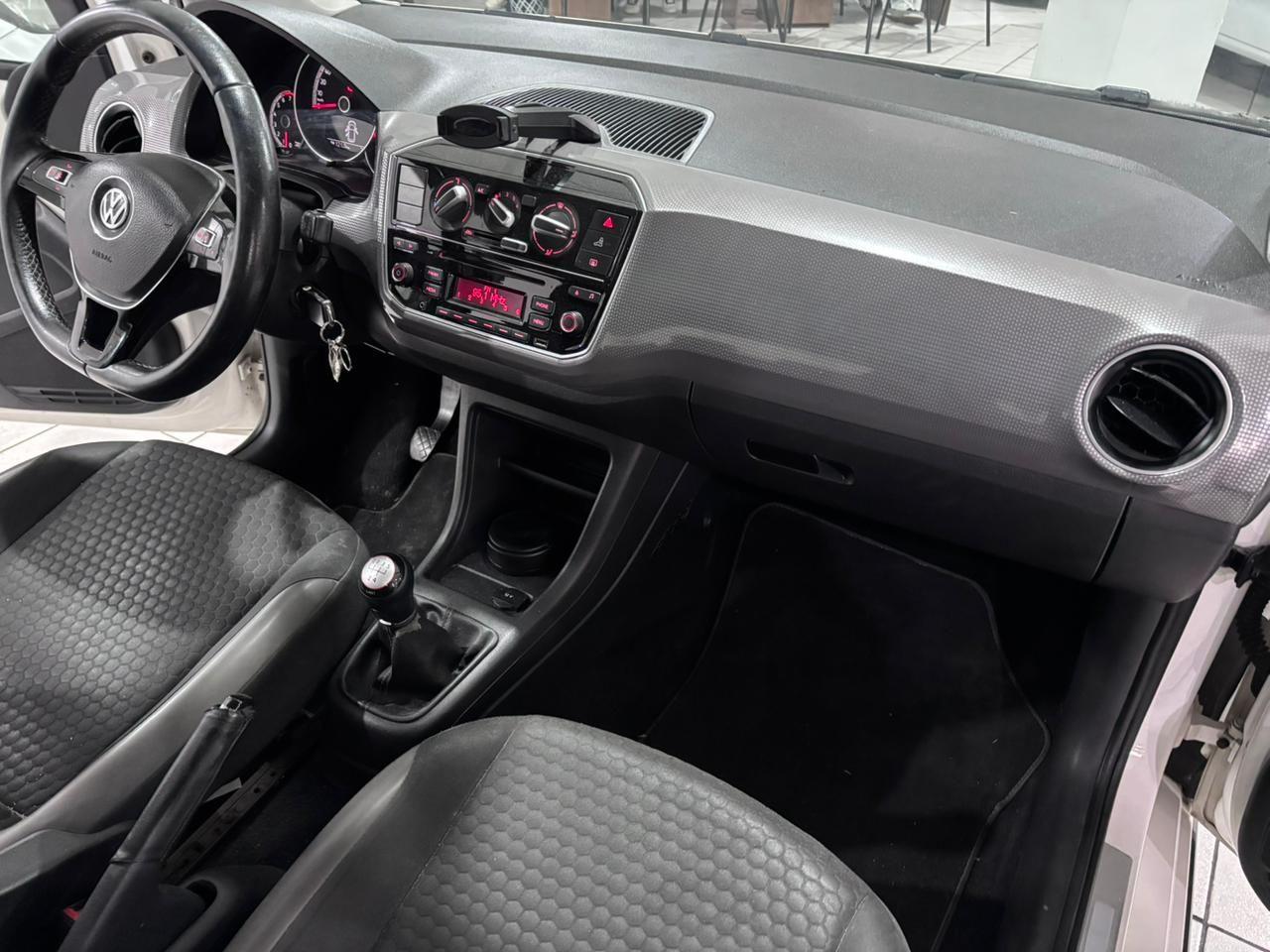 VOLKSWAGEN Cross UP - Foto