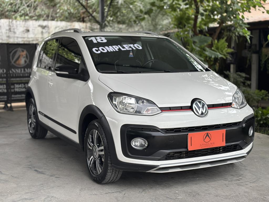 VOLKSWAGEN Cross UP