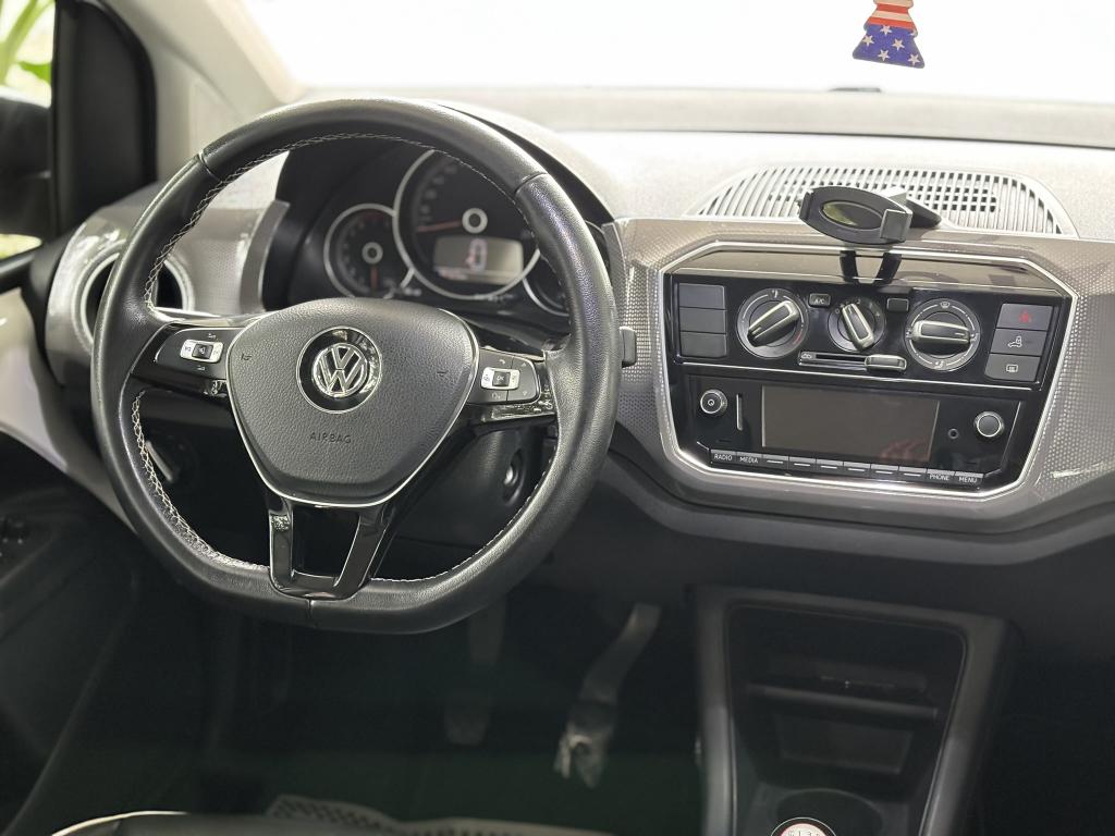 VOLKSWAGEN Cross UP - Foto