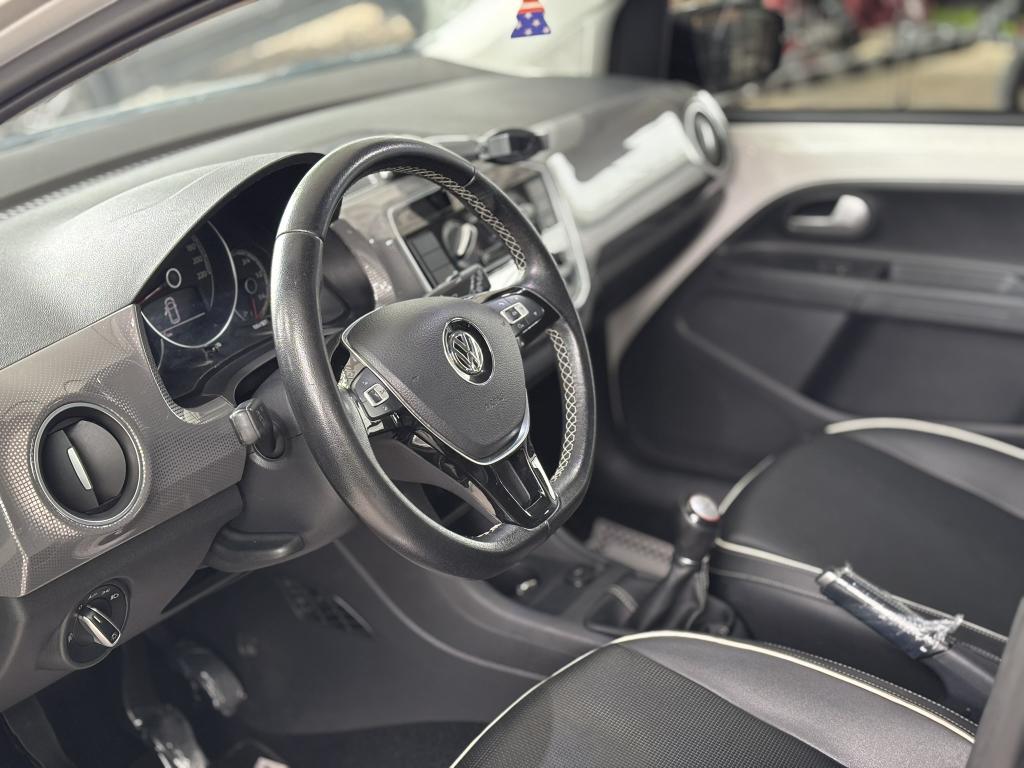 VOLKSWAGEN Cross UP - Foto
