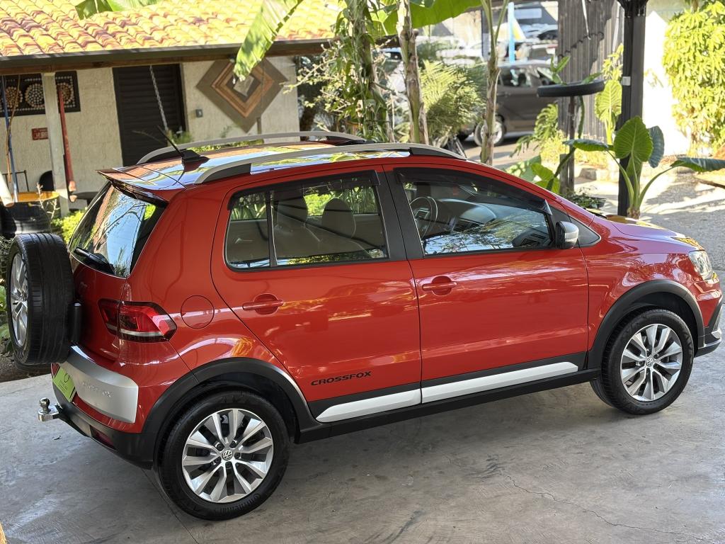 VOLKSWAGEN Crossfox - Foto