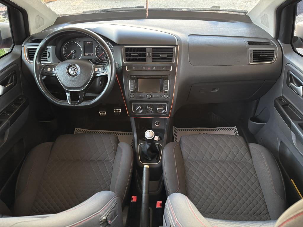 VOLKSWAGEN Crossfox - Foto