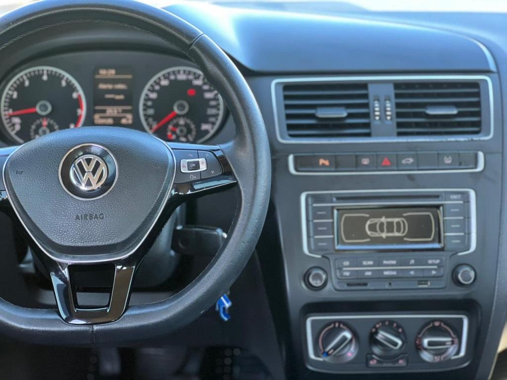 VOLKSWAGEN Crossfox - Foto
