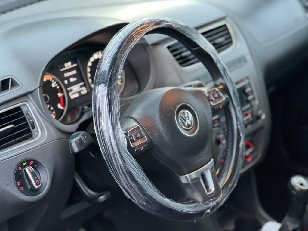 VOLKSWAGEN Crossfox - Foto
