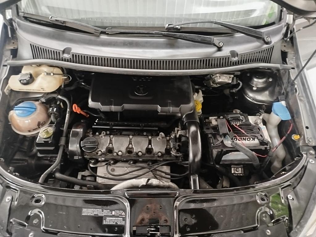 VOLKSWAGEN Fox - Foto