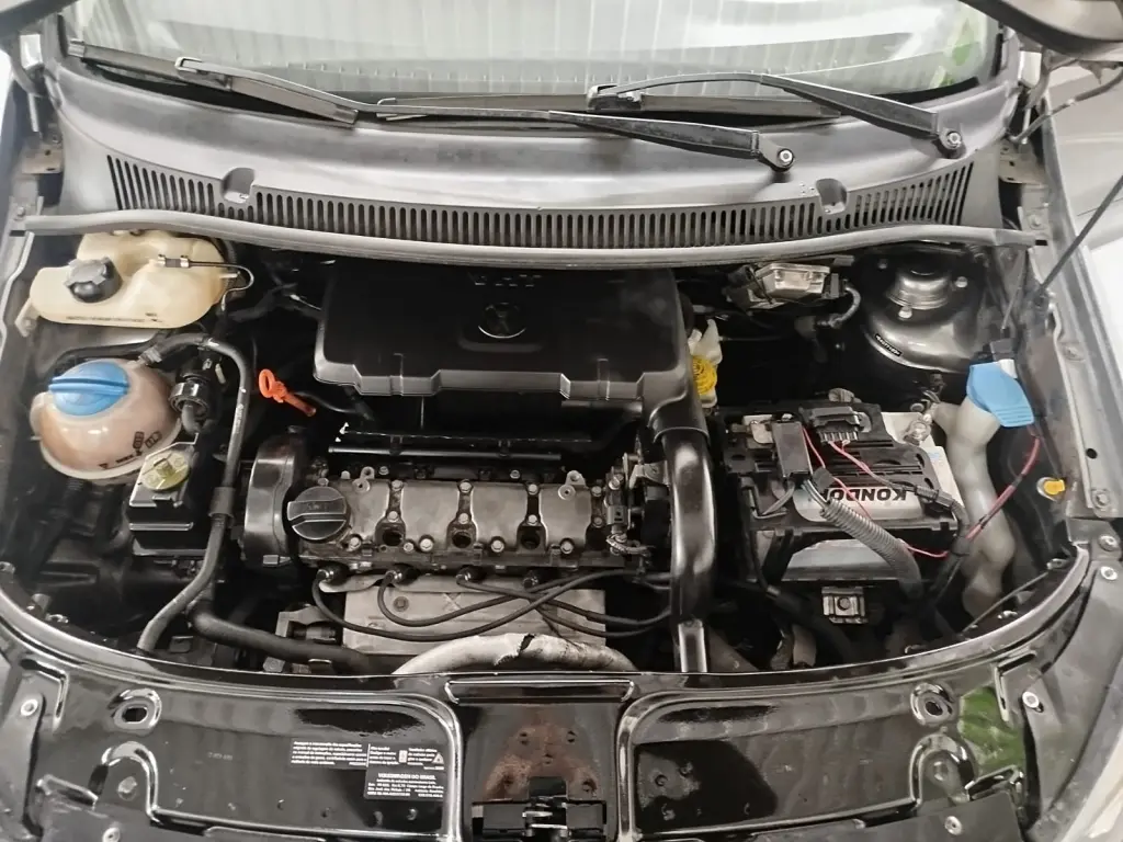 VOLKSWAGEN Fox - Foto