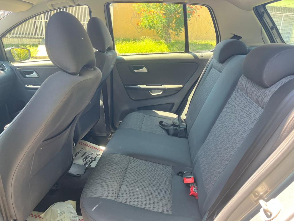 VOLKSWAGEN Fox - Foto