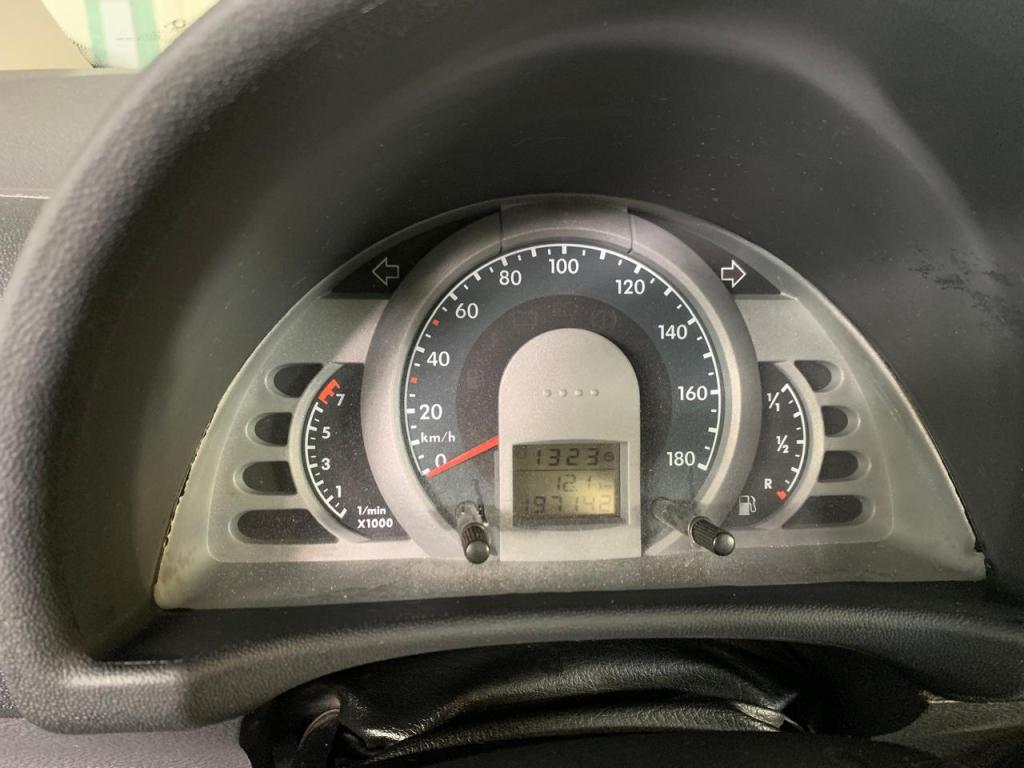 VOLKSWAGEN Fox - Foto