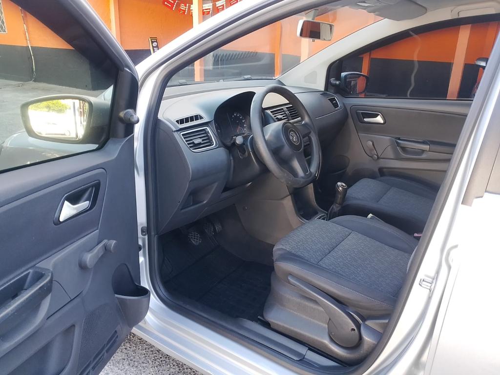 VOLKSWAGEN Fox - Foto