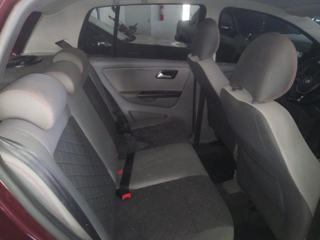 VOLKSWAGEN Fox - Foto