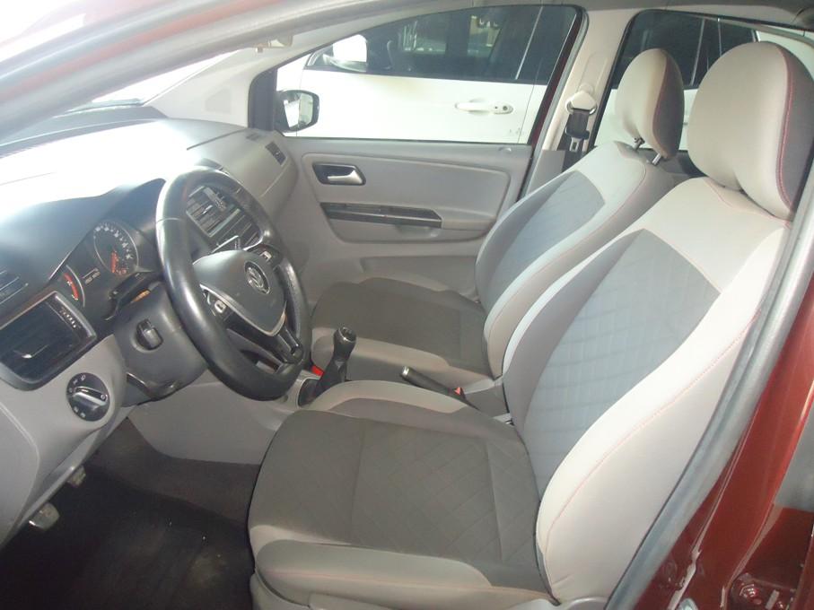 VOLKSWAGEN Fox - Foto