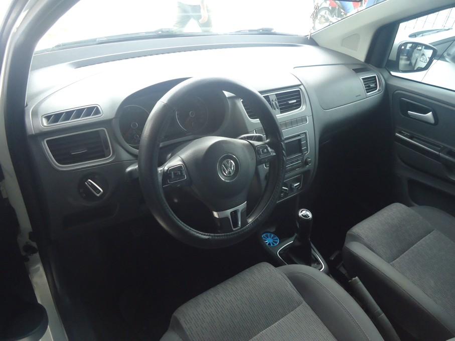 VOLKSWAGEN Fox - Foto