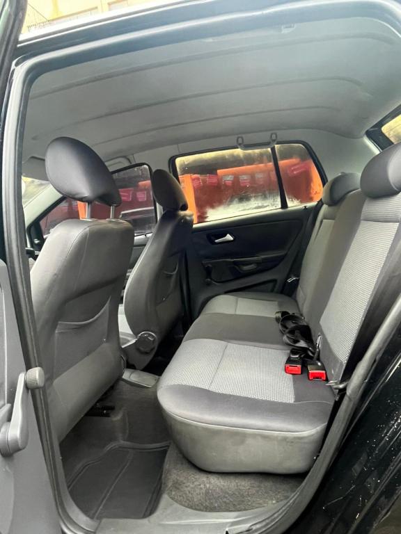 VOLKSWAGEN Fox - Foto