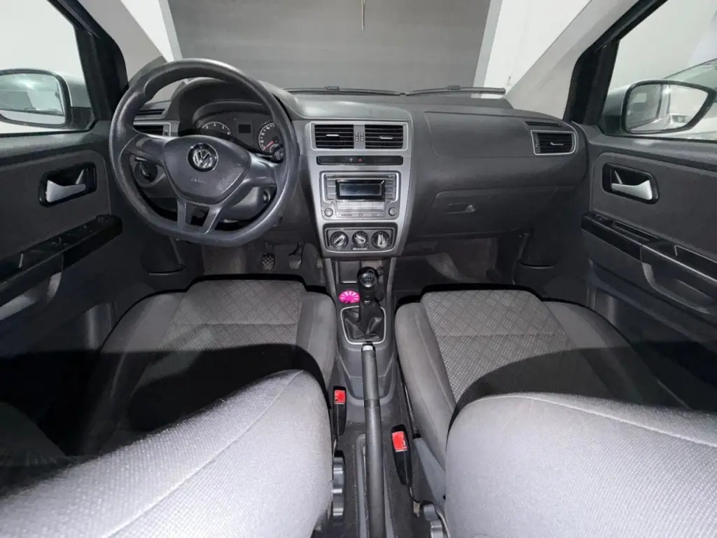 VOLKSWAGEN Fox - Foto