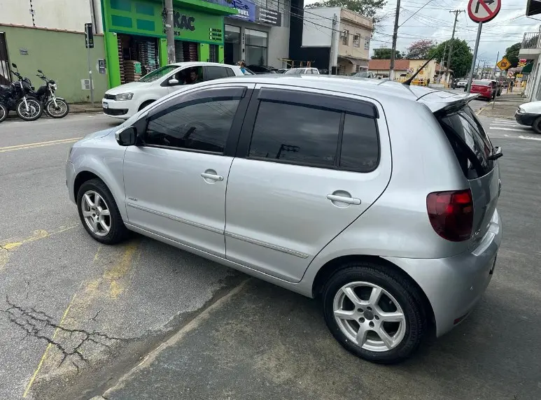 VOLKSWAGEN Fox - Foto
