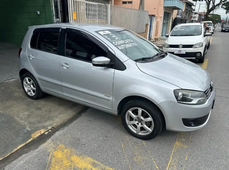VOLKSWAGEN Fox - Foto