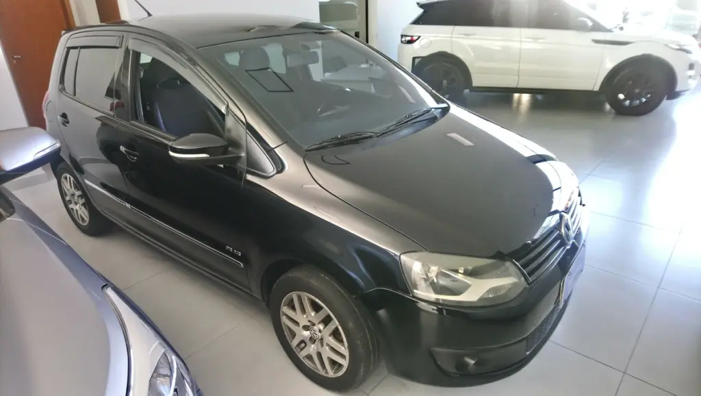 VOLKSWAGEN Fox - Foto